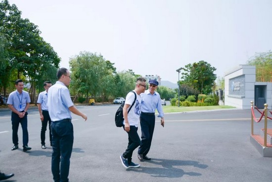 0fd3941e6ba8424b80268cedcf0a4663