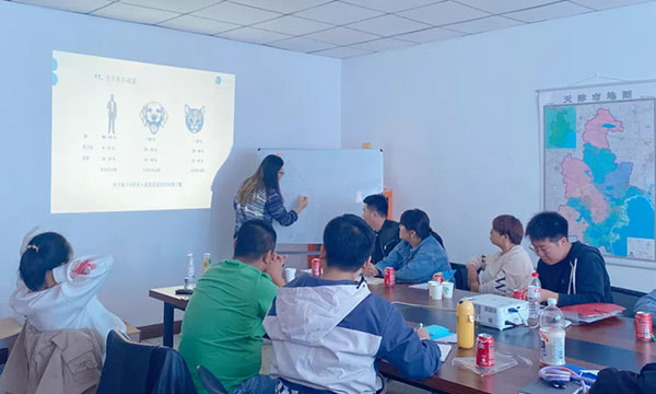 144ac7835e5f4199a77e59f81de7a9ef